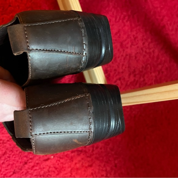 Women’s Dansko clogs - Picture 5 of 9